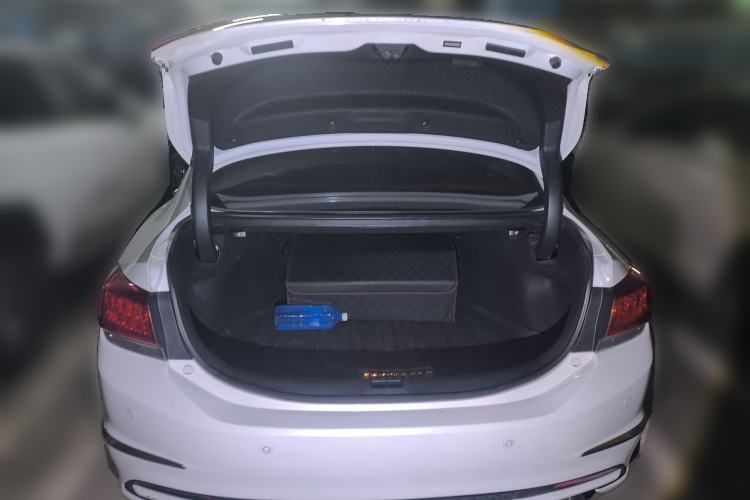 Used Honda Spirior 2015 2.4L Prestige Edition Trunk