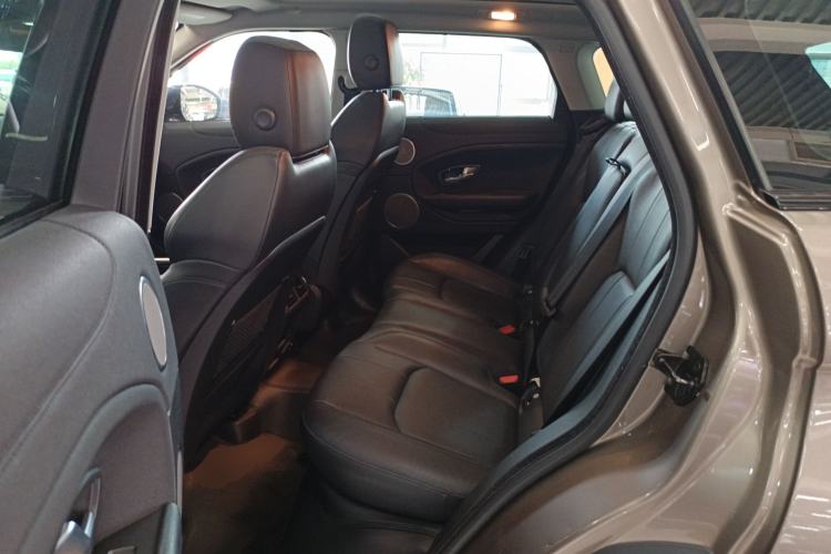 Used Land Rover Range Evoque 2017 2.0T SE Smart Glow Edition Left Rear Seat