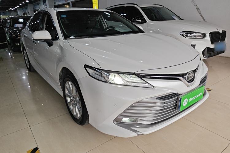 Used Toyota Camry 2019 Revised Version 2.0G Luxury Edition

