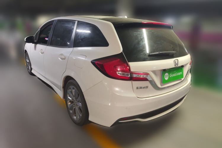 Used Honda Jade 2017 1.8L automatic Comfort version 5 seats