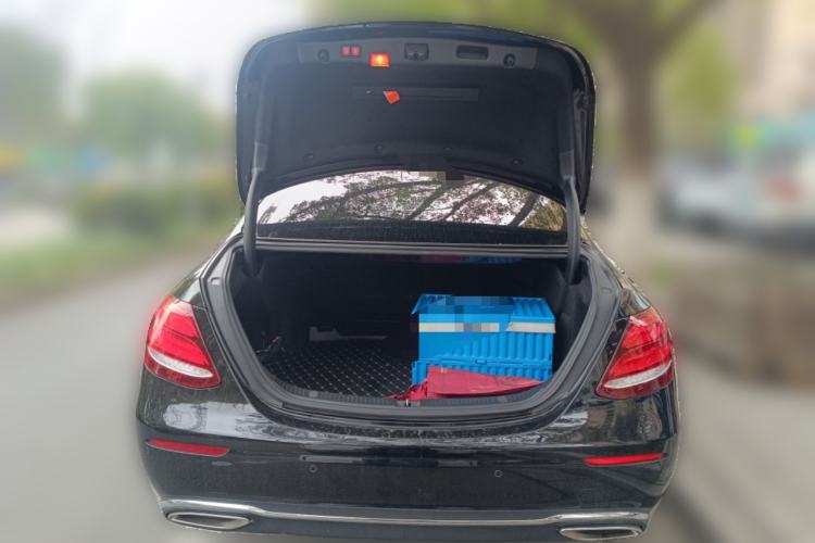 Used Mercedes-Benz E-Class 2019 E 200 L
