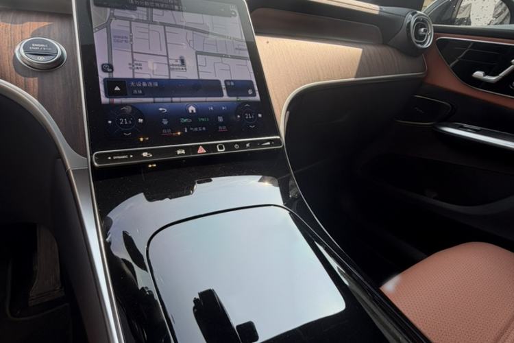 Used Mercedes-Benz GLC 2024 Refreshed GLC 300 L 4MATIC Dynamic Version 5 Seats