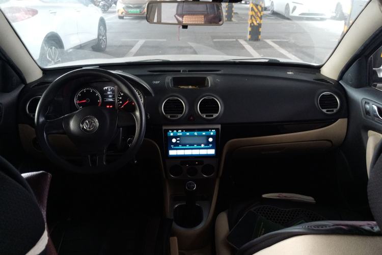 Used Volkswagen Lavida 2013 Classic 1.6L Manual Fashion Edition