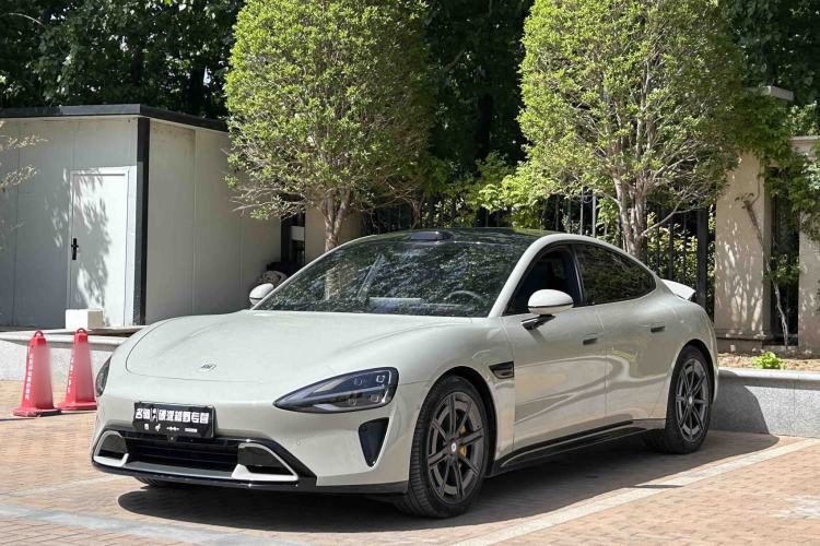 Used Xiaomi Auto SU7 2024 Four-Wheel Drive Ultra-Long Range Advanced Intelligent Driving Max Edition