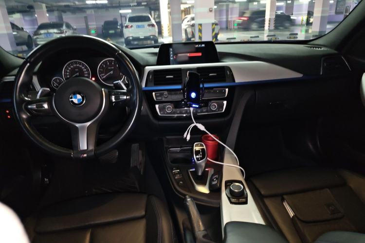 Used BMW 3 Series 2019 320i M Sport Package
