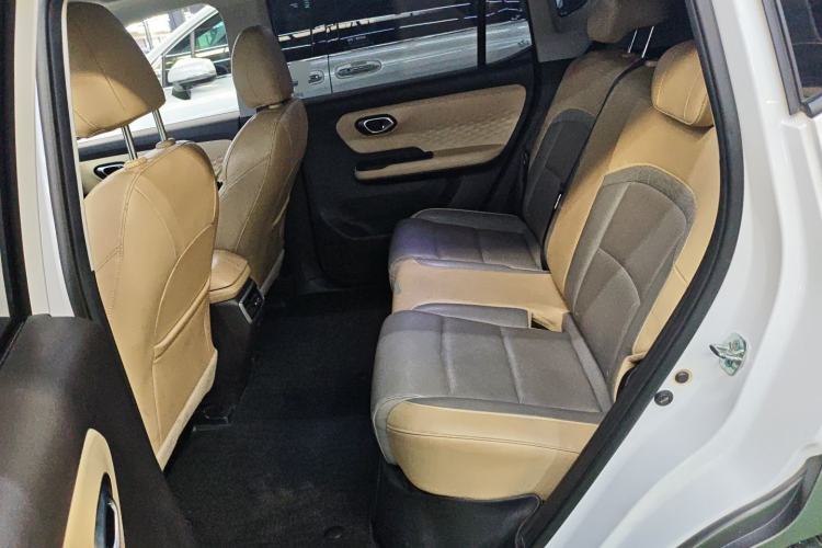 Used AION Y 2021 70 Intelligent Dynamic Edition Left Rear Seat