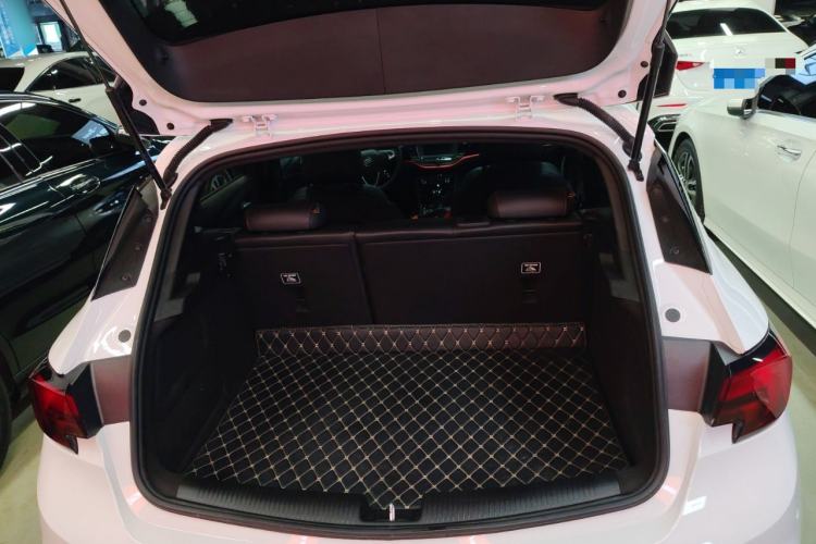 Used Buick Verano 2016 Hatchback GS 20T Dual-Clutch Passionate Sporty Model Trunk