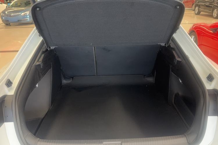 Used Volkswagen FAW-Volkswagen CC 2025 Model, Facelifted 380TSI, Striking and Shared Enjoyment Version