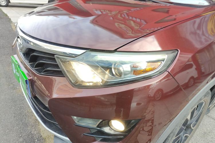 Used Soueast DX7 2016 1.5T Manual Triumph Edition
