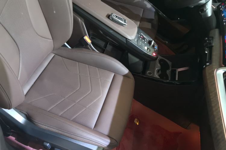 Used BMW iX1 2023 xDrive30L X Design Package Right Front Seat