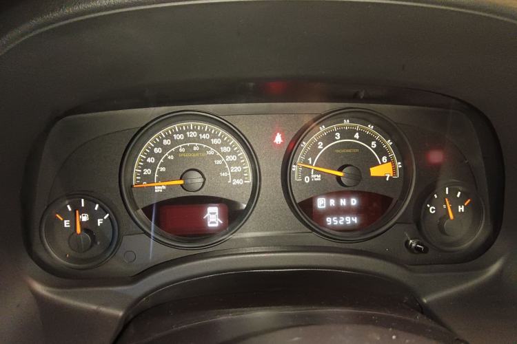 Used Jeep Patriot 2014 2.4L Sport Edition Instrument Cluster