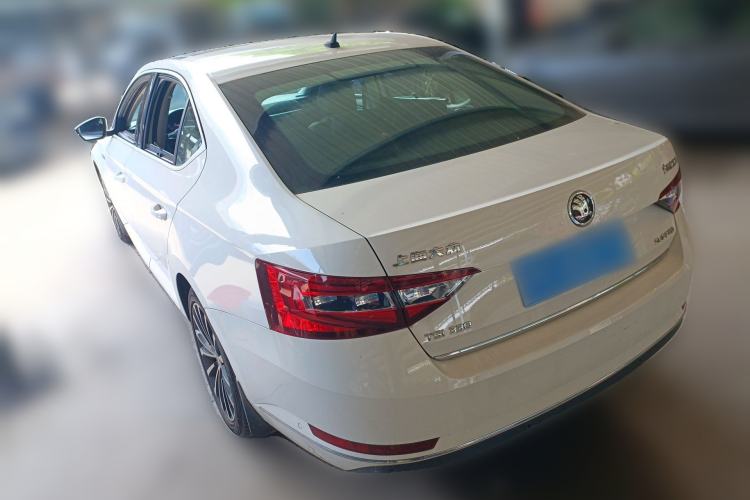 Used Skoda Superb 2016 TSI330 DSG Smart Drive Edition Rear Left 45 Deg