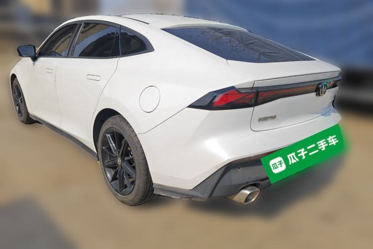 Used Changan UNI-V 2023 1.5T Prestige Model