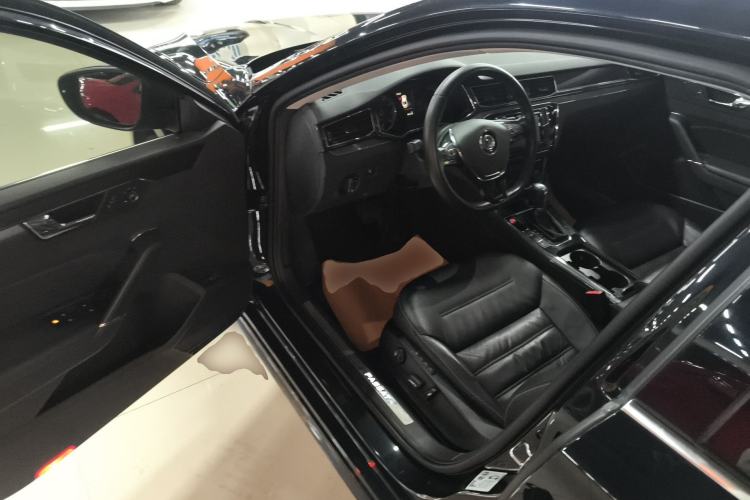 Used Volkswagen Passat 2017 330TSI DSG Prestige Edition
