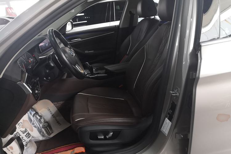 Used BMW 5 Series 2019 Facelifted 530Li Leading Edition Luxury Package
