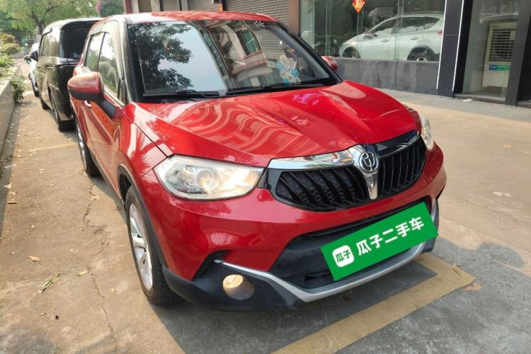 Used Brilliance V3 2016 1.5L Manual Elite Version Exterior 1