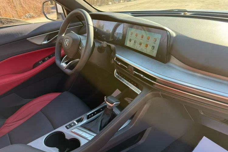 Used Changan CS35PLUS 2021 Revised Version Blue Whale NE 1.4T DCT Prestige Edition