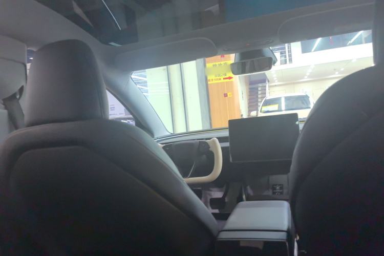 Used Tesla Model 3 2023 Rear-Wheel-Drive Version