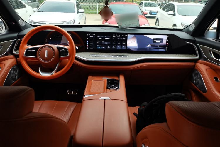 Used Wey Lanshan 2023 Four-Wheel Drive Ultra-Long Range Version Center Console