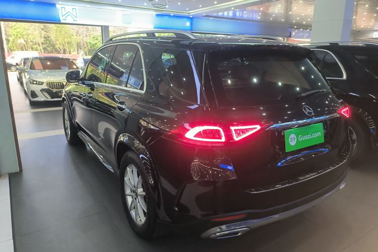 Used Mercedes-Benz GLE 2021 GLE 350 4MATIC Stylish Model Rear Left 45 Deg