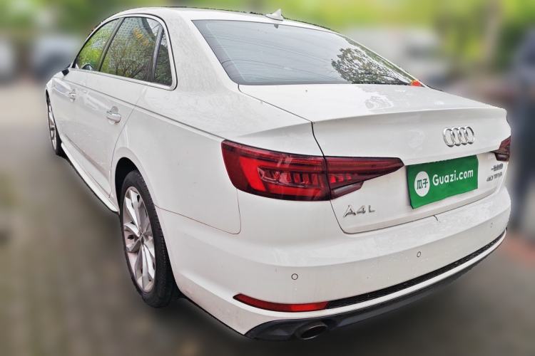 Used Audi A4L 2018 30th Anniversary Edition 40 TFSI Fashion Model Rear Left 45 Deg