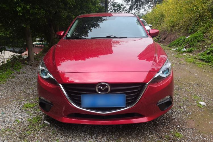 Used Mazda 3 Axela 2014 Sedan 1.5L Manual Comfort Model Front