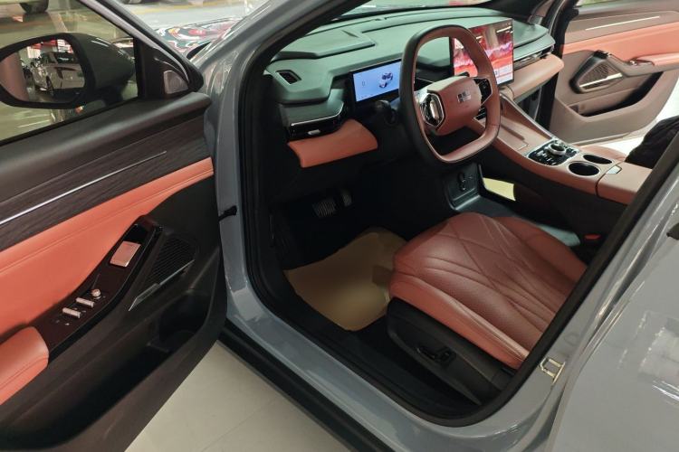 Used Geely Galaxy L6 2025 EM-i 140km Starship Edition