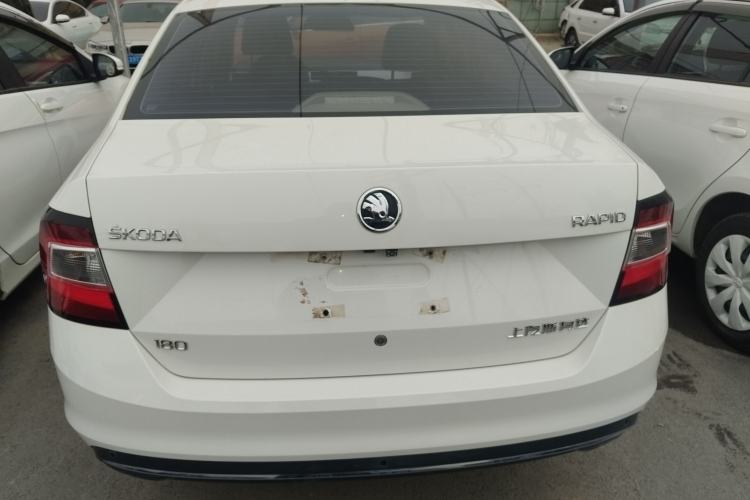 Used Skoda Rapid 2018 1.6L Automatic Comfort Edition
