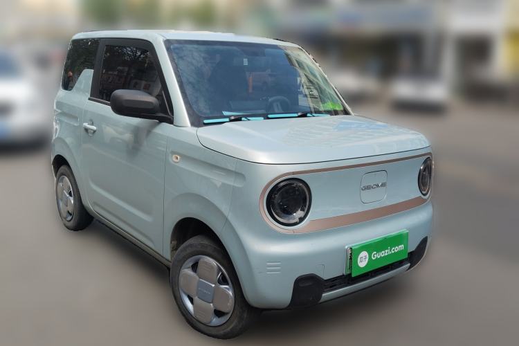 Used Geely Galaxy Panda 2023 Panda Mini 200km Endurance Bear Front Right 45 Deg