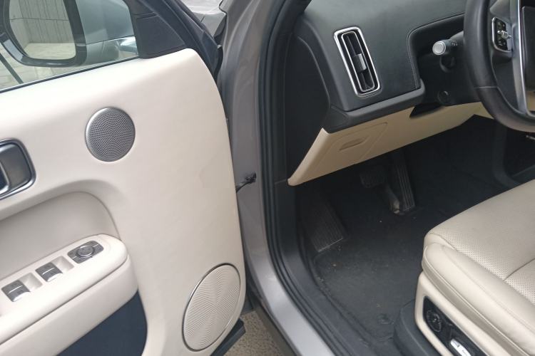 Used Li Auto L9 2022 Max model