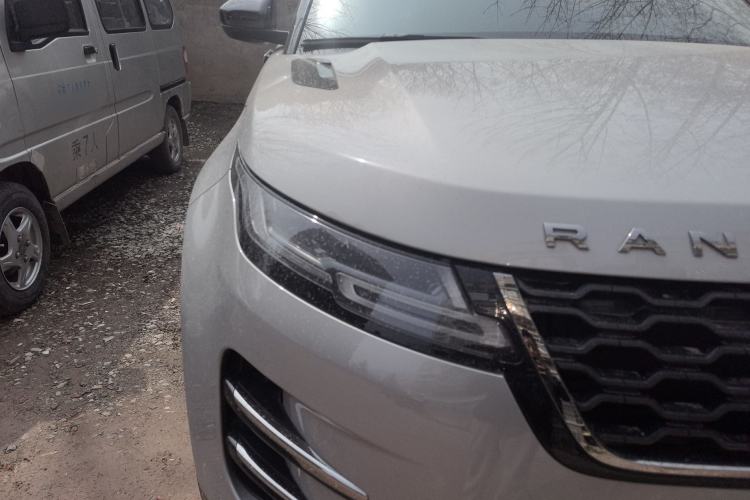 Used Land Rover Range Rover Evoque 2021 Range Rover Velar L 249PS R-Dynamic First Edition
