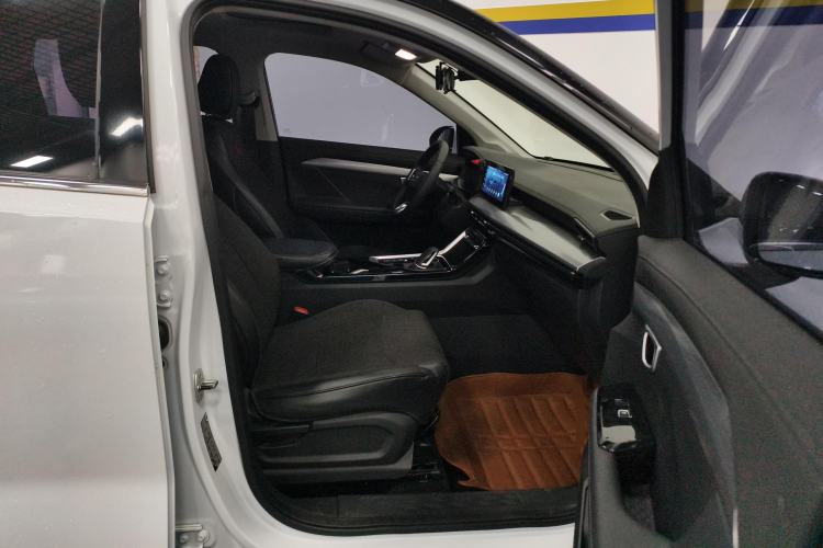 Used Wuling Asta 2022 2.0L DHT Electric-Speed Version