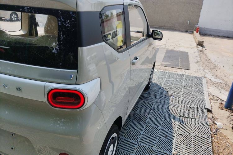 Used Wuling Hongguang MINIEV 2024 3rd Generation 215km Youth Edition
