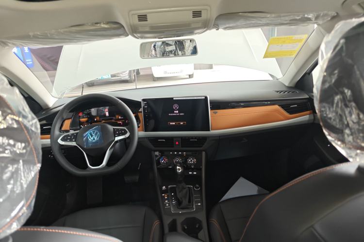 Used Volkswagen Bora 2025 Facelifted 200TSI DSG Yuexing Navigation Edition
