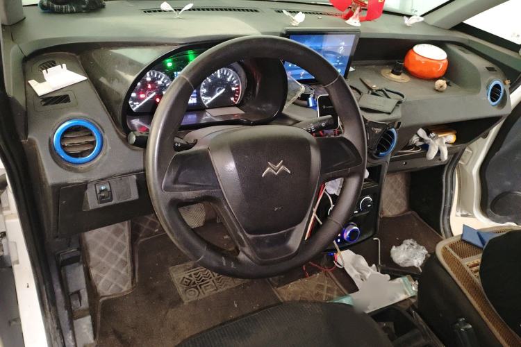 Used New Gonow Aoteng 2022 Pure Electric Van 41.93 kWh Hengtian Guoxuan
