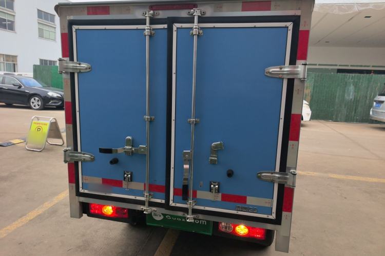 Used REACH MINI Truck 2023 140km Long Wheelbase Van Ambition Version