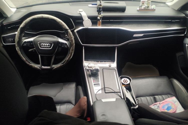 Used Audi A6L 2023 45 TFSI quattro Prestige Dynamic Edition Center Console