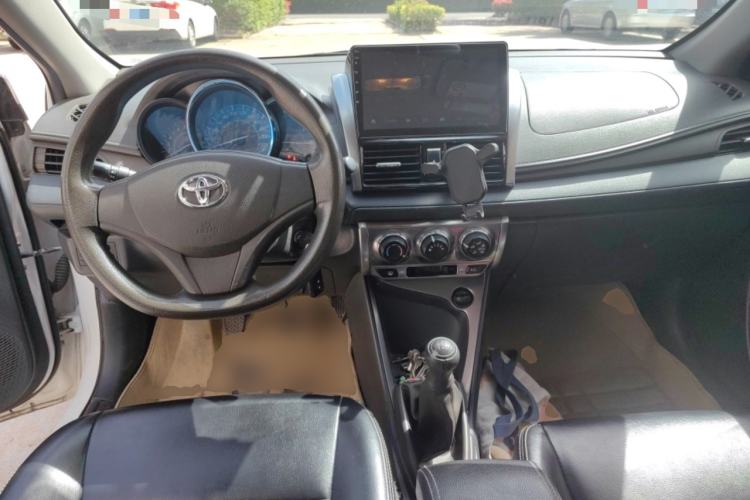 Used Toyota YARiS L Zhi Xuan 2014 1.3E Manual Charm Edition
