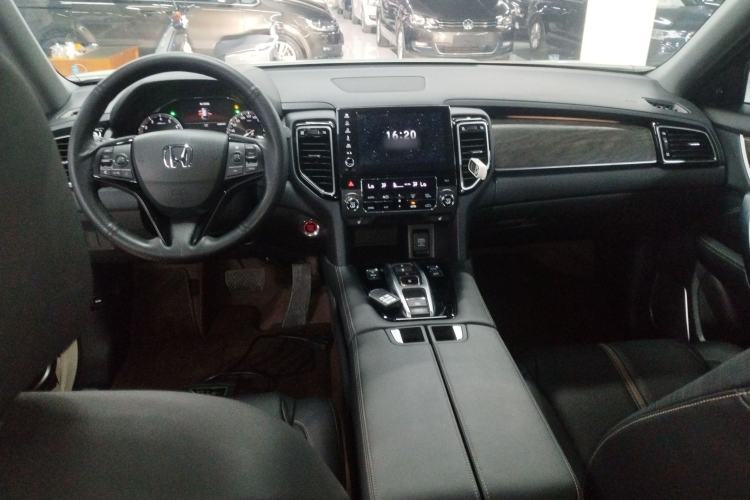 Used Honda UR-V 2020 370TURBO Two-Wheel Drive Luxury Edition