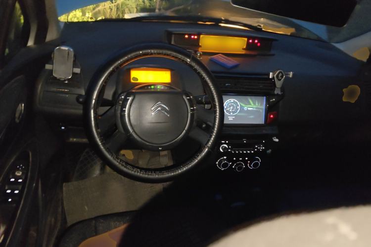 Used Citroen C-Quatre 2012 Sedan 1.6L Manual Prestige Model Steering Wheel