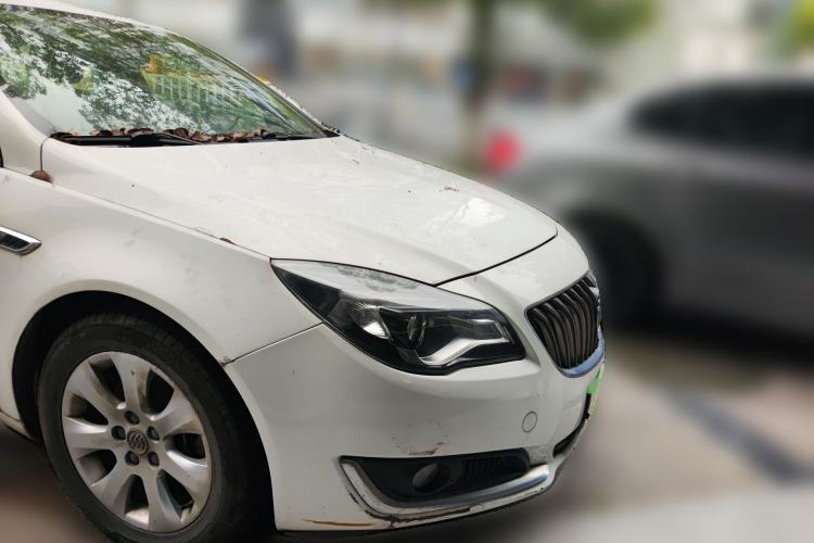 Used Buick Regal 2014 1.6T Fashionable Tech Edition Front Right 45 Deg