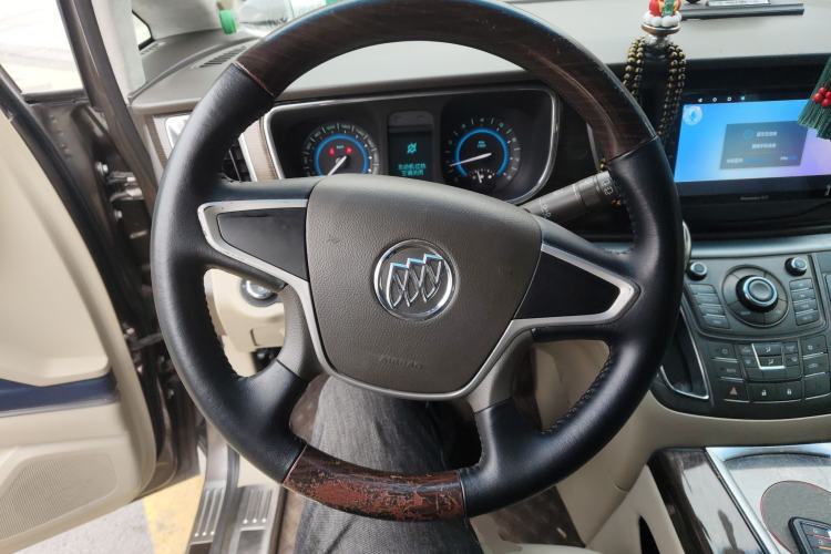 Used Buick GL8 2011 2.4L CT Luxury Business Comfort Edition