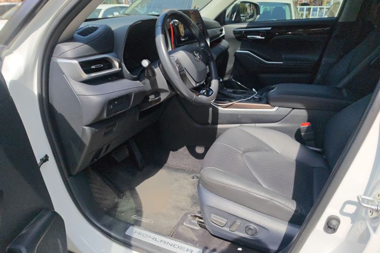 Used Toyota Highlander 2024 380T Four-Wheel Drive Luxury Version 7 Seats
