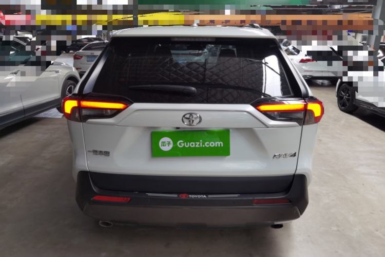 Used Toyota RAV4 2023 2.0L CVT Two-Wheel Drive Fashion Plus Edition Rear