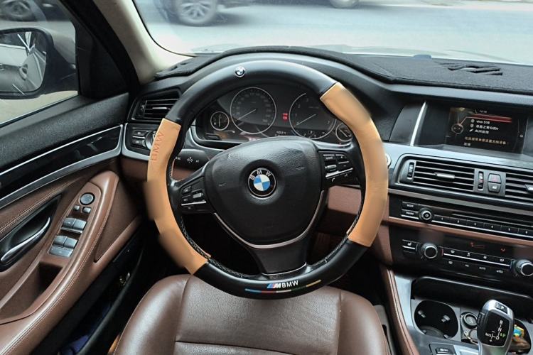 Used BMW 5 Series 2017 520Li Elegant Edition
