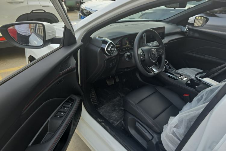 Used MG 5 2026 Model 180DVVT Global Luxury Edition