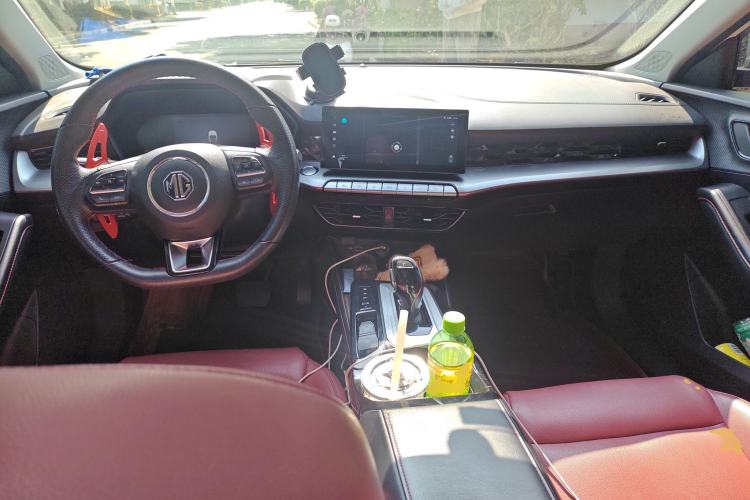 Used MG 5 2022 300TGI DCT Chao Yue Luxury Edition