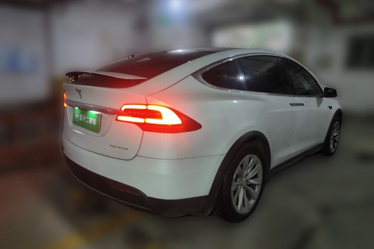 Used Tesla Model X 2019 Long-Range Version Rear Right 45 Deg