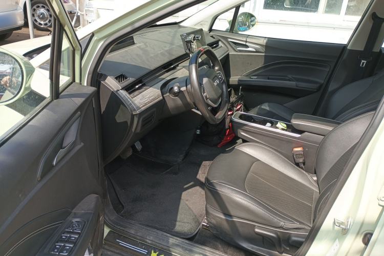 Used NETA V 2022 Chao 400 Lite Left Front Seat