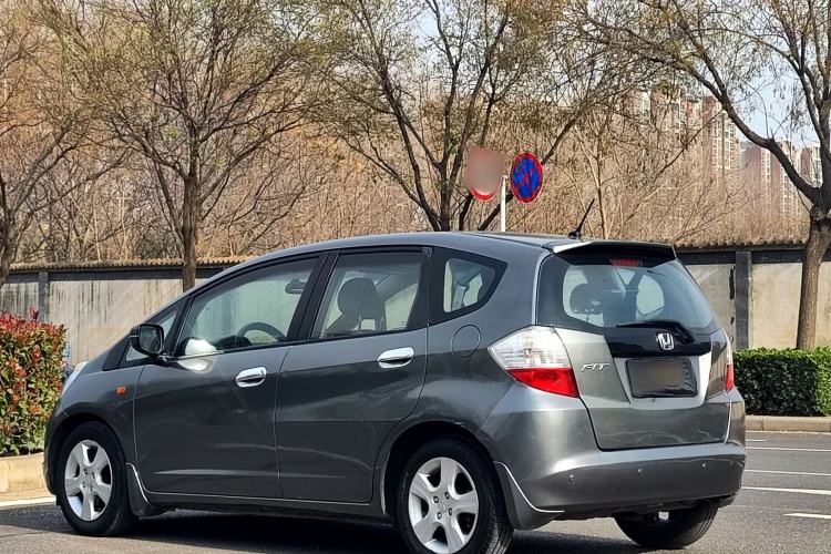 Used Honda Fit 2008 1.5L automatic luxury edition